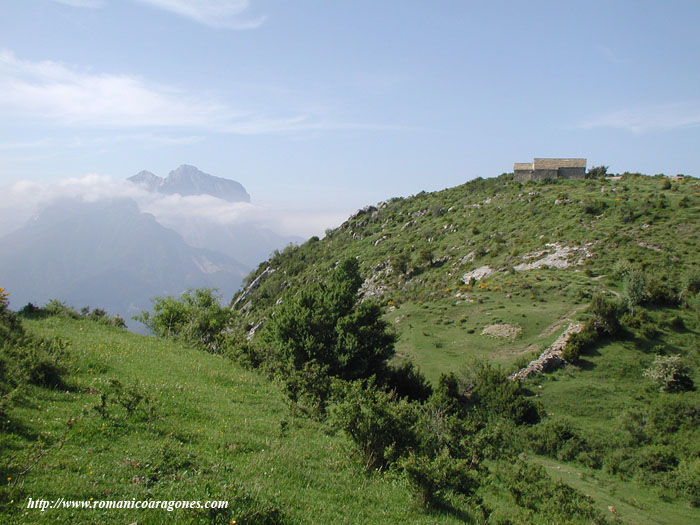 UBICACIN DE LA ERMITA EN LO ALTO DE UN CERRO